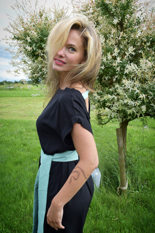 RefiniX dress/výběr z několika barev