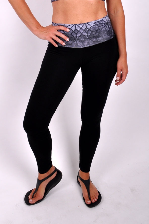 StonefloweriX leggings
