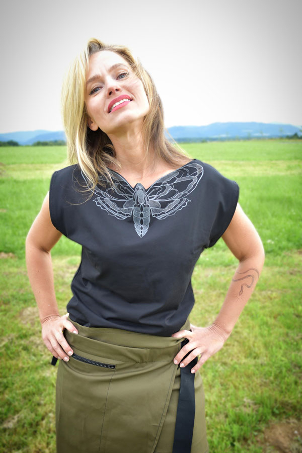 MothiX top black