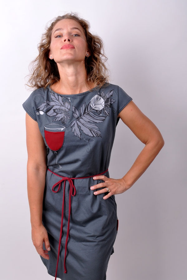 VeritasiX dress / grey / white or red wine